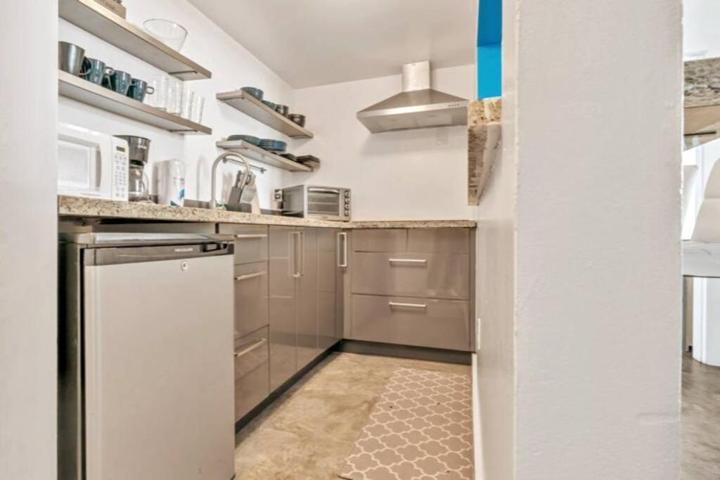 Amazing Apartment In South Beach, Ocean Drive Miami Beach Exterior photo